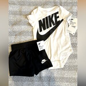 Nike 6M set (white onesie/ black shorts)